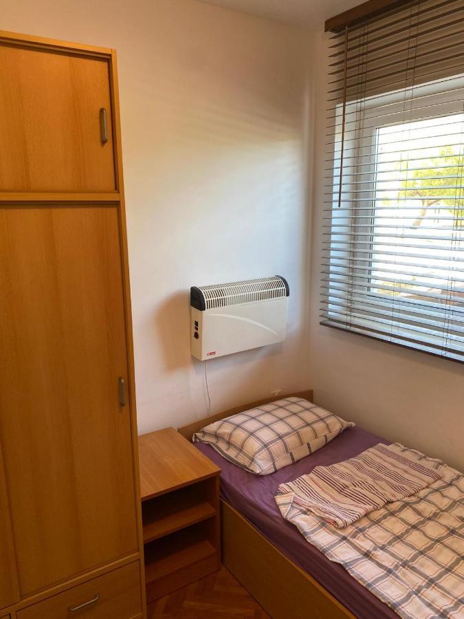 Ferienwohnung Casa Rosa Banjole Exterior foto
